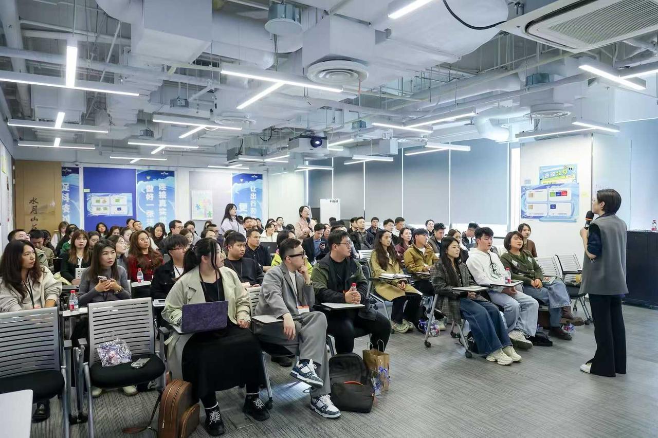 科盛咨询受邀出席 2025 高德地图猎头供应商峰会